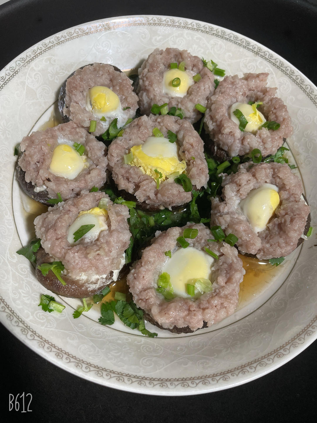 肉酿香菇蒸鹌鹑蛋