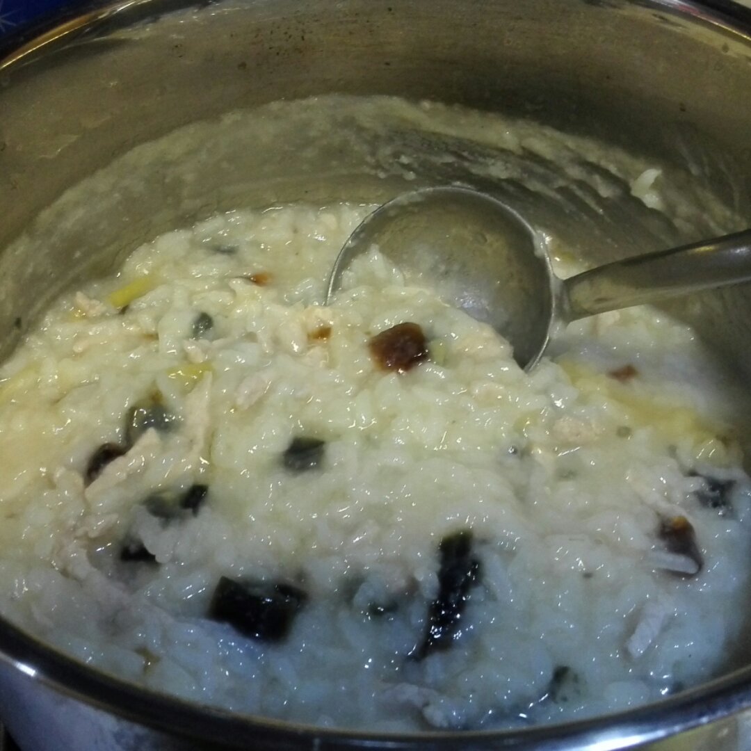 十五分钟快手之香滑皮蛋瘦肉粥(附五分钟电饭煲电压力锅更快捷方法)