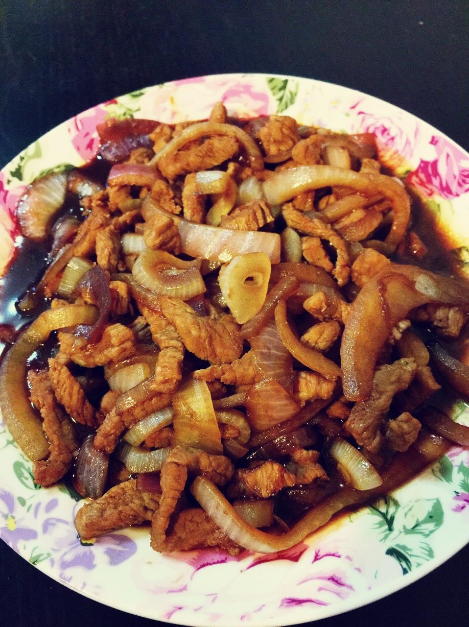 洋葱牛肉丝