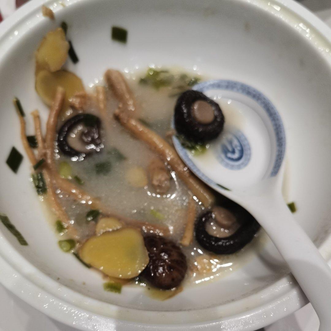 土鸡汤(没用一滴油、鲜美醇香)