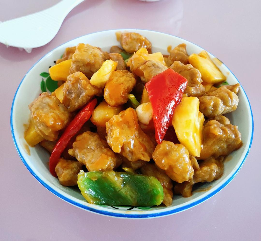 菠萝咕咾肉