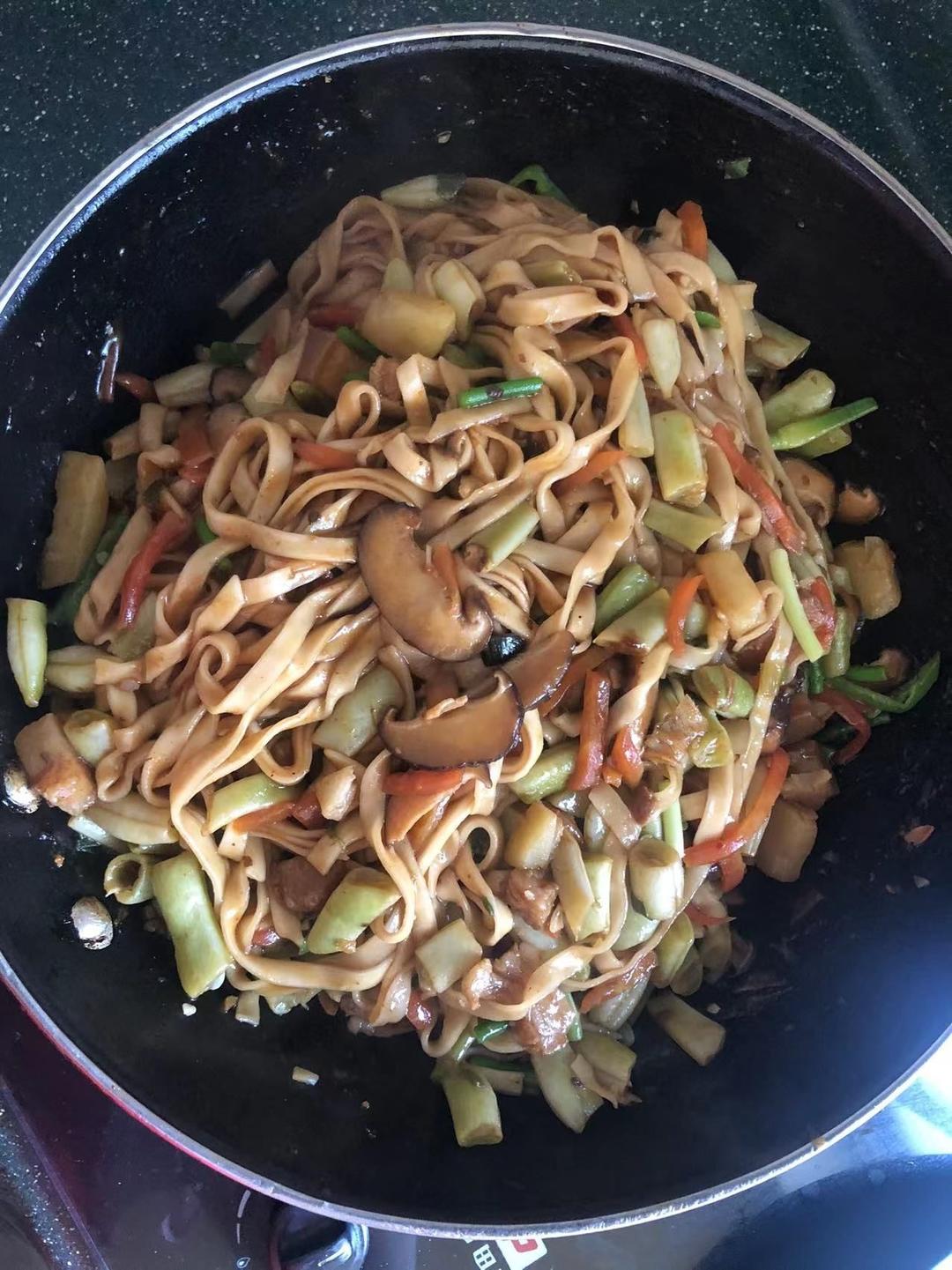 排骨豆角焖面