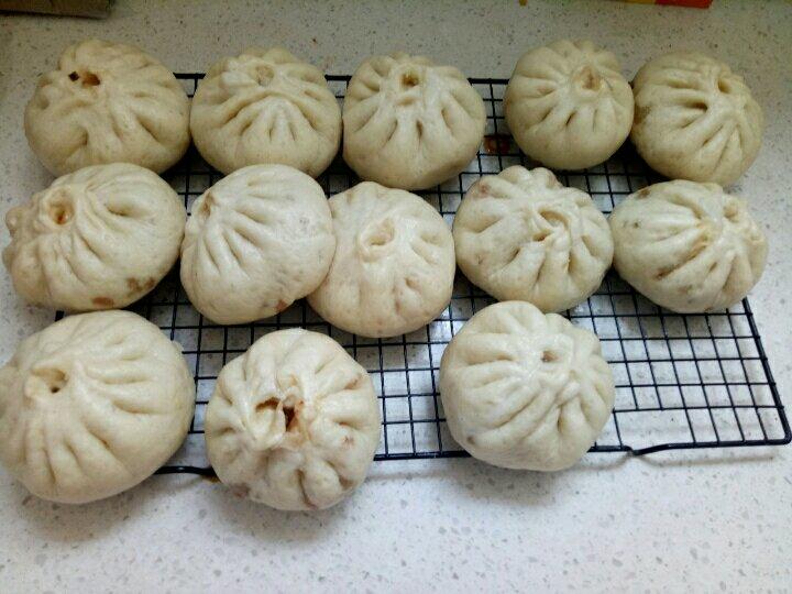 猪肉包子（附视频。一次性发酵。）