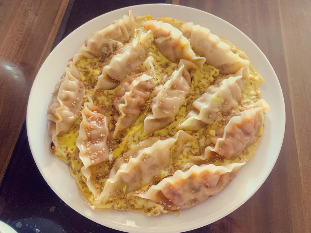 鸡蛋抱煎饺