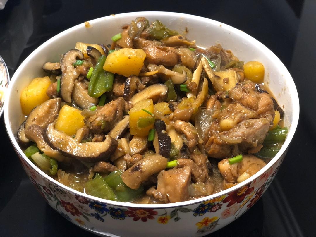 【黄焖鸡米饭】