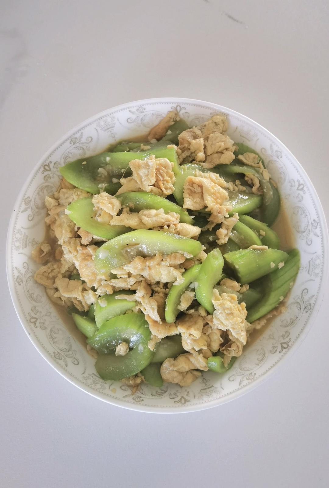 简单快手，五分钟搞定的丝瓜炒蛋