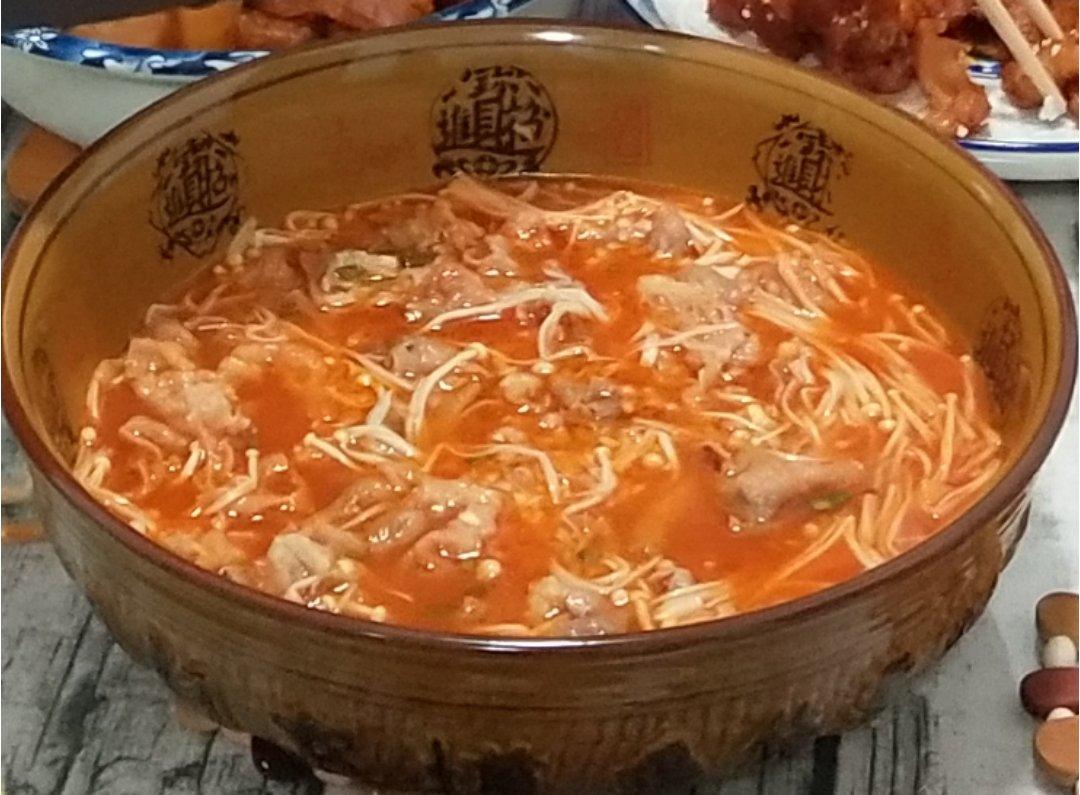 酸汤肥牛
