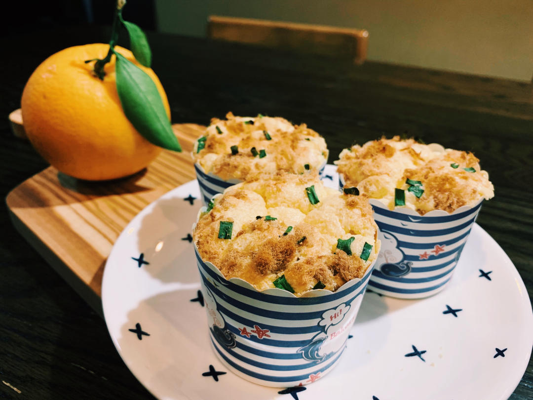 香葱肉松杯子蛋糕