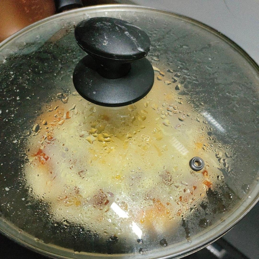 平底锅脆底香肠披萨