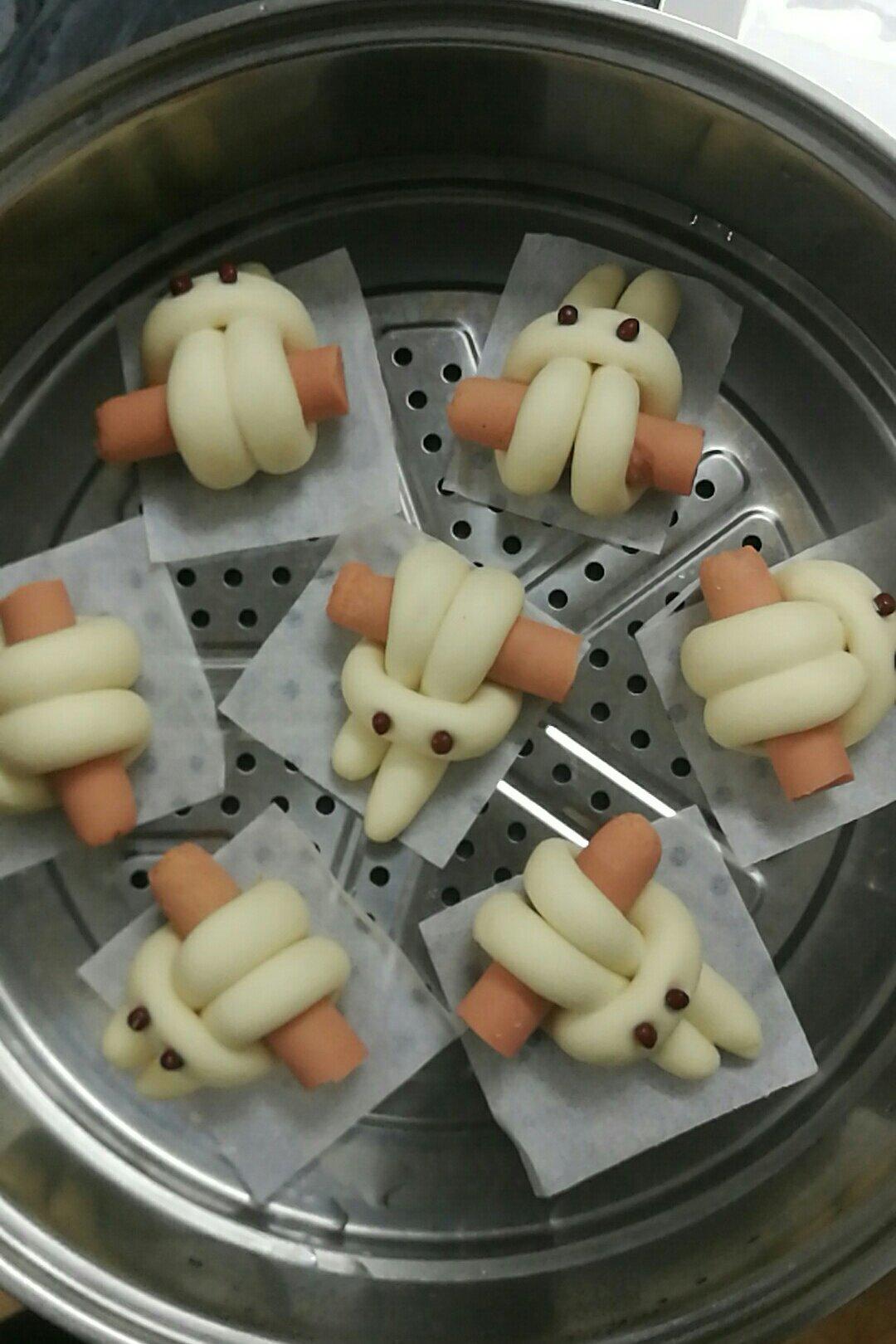 香肠兔子馒头卷