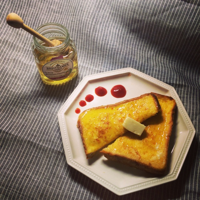 下厨房用户_uq2r做的蜜糖法式吐司(煎)