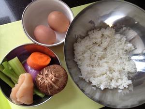 杂蔬蛋炒饭的做法 步骤1