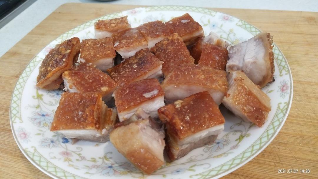 咔嚓脆的脆皮烧肉