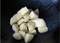 土豆蘑菇烧排骨的做法 步骤14