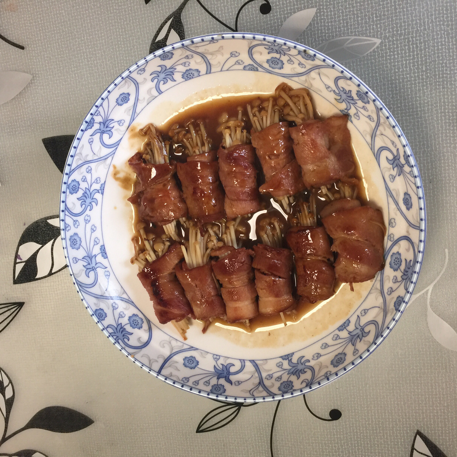 金针菇培根卷