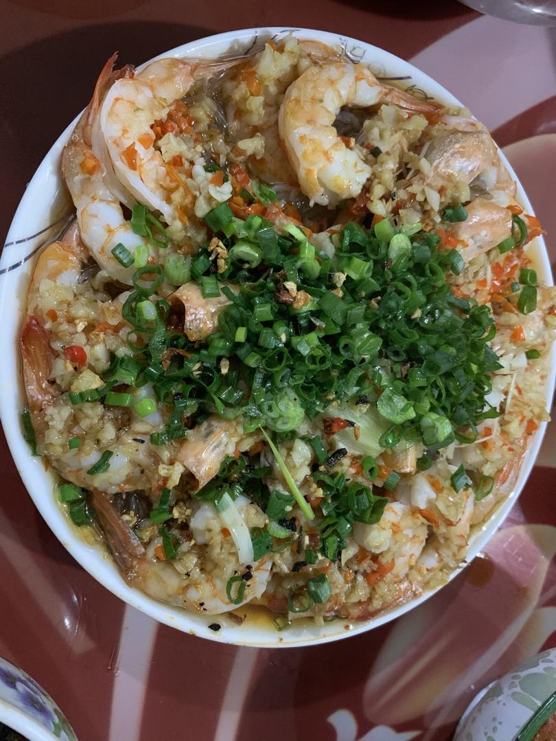 蒜蓉粉丝蒸扇贝（辣）