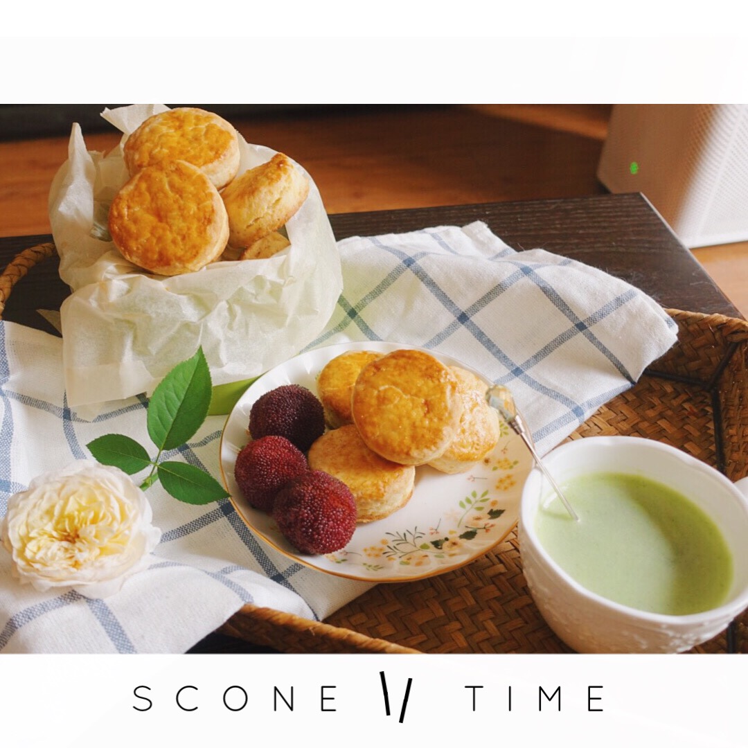 【视频】3分钟 奶油司康Scone(可能是世界上最快手的司康) 消耗淡奶油～
