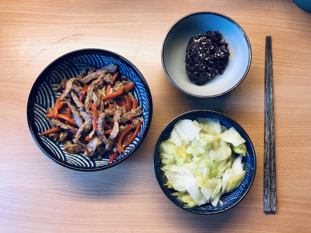 蚝油牛肉炒青椒