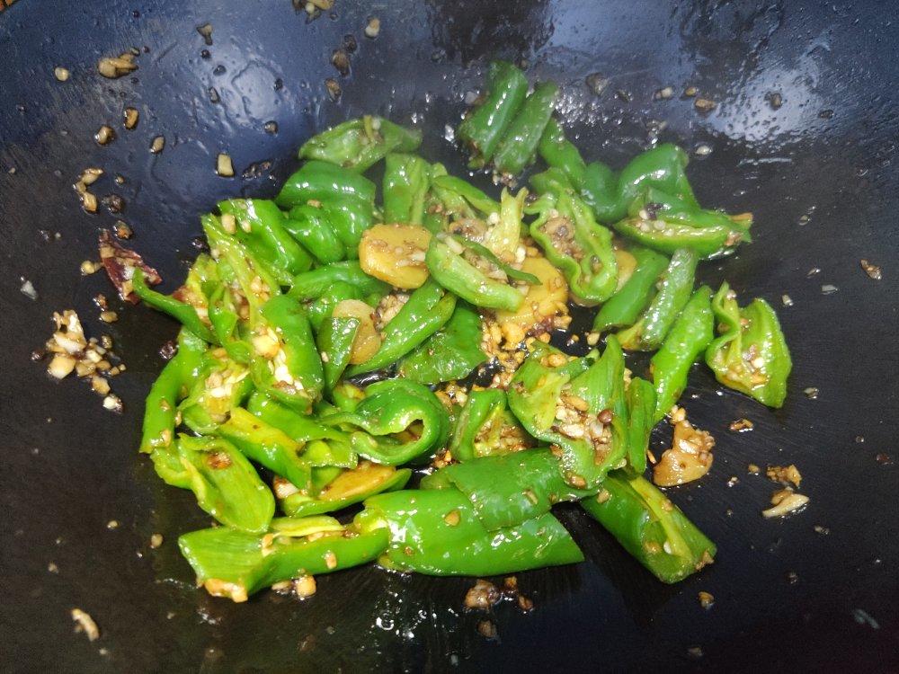㊙家常快手菜，虎皮青椒，米饭多备一点哟