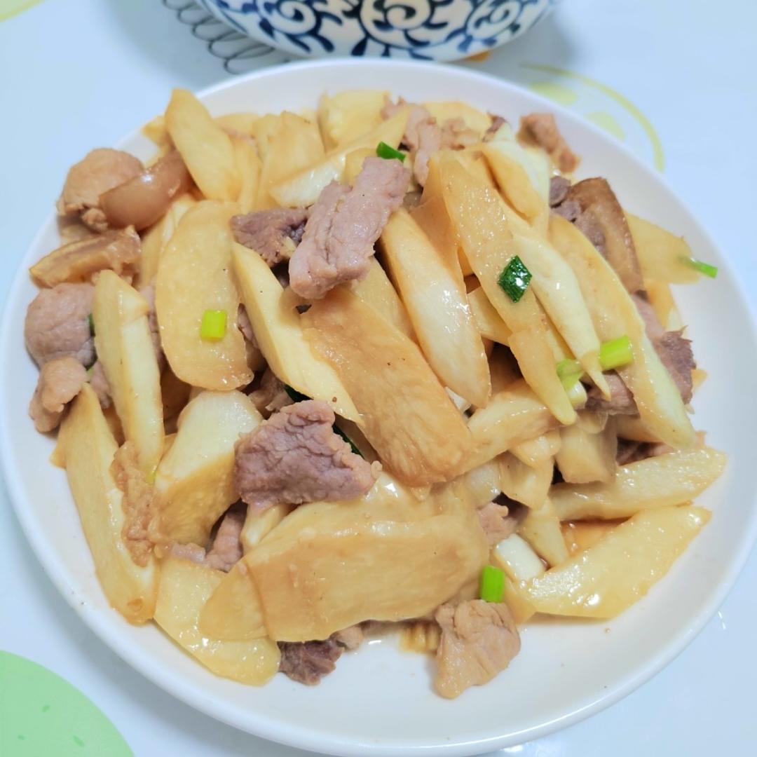 茭白这样做百吃不厌，茭白炒肉
