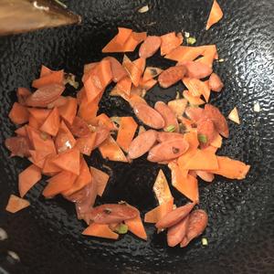 杂蔬炒鹌鹑蛋的做法 步骤4