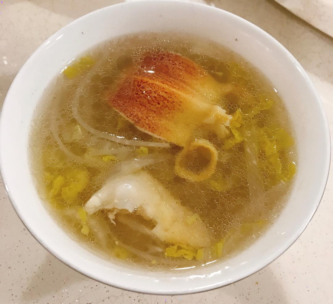 萝卜丝象鼻蚌汤