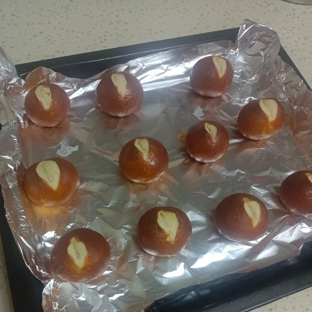 碱水小丸子（超可爱好操作的碱水面包）