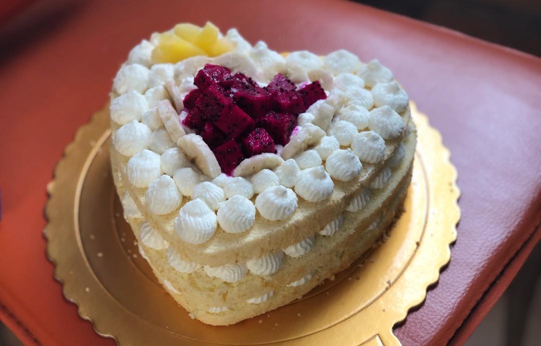 【零失败】不会裱花没关系的水果裸蛋糕 芒果裸蛋糕 完美戚风胚