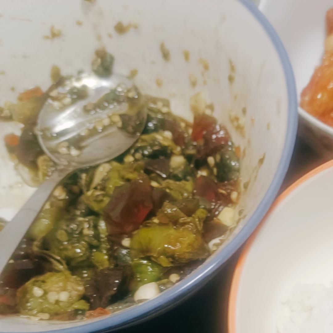 最简单下饭神器🫑擂椒皮蛋