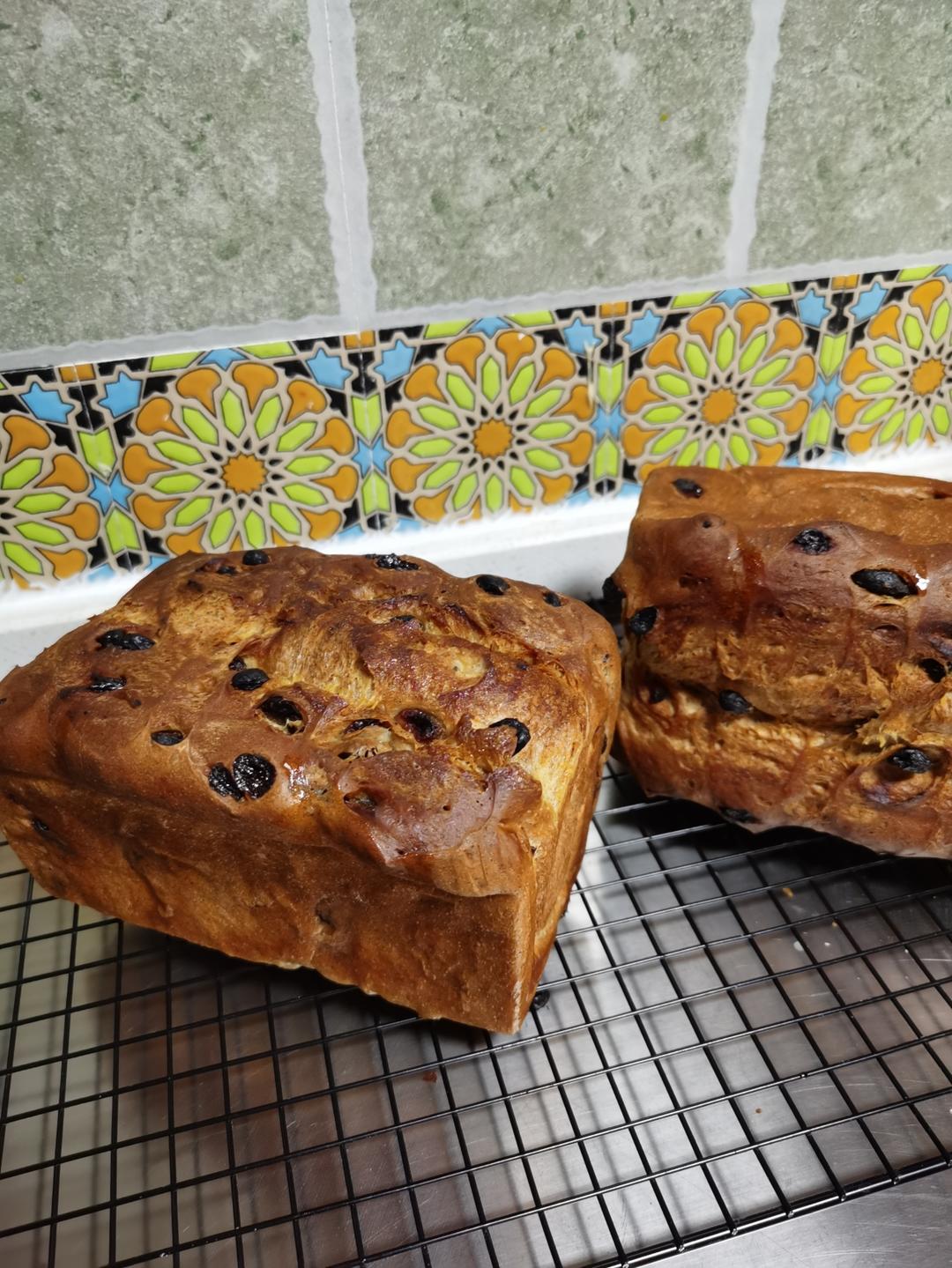 香浓葡萄干肉桂吐司