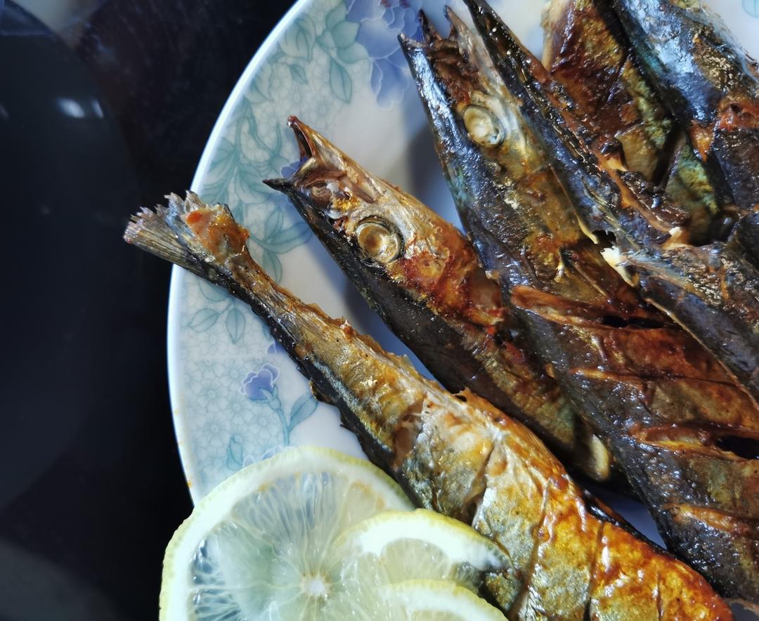 日式烤秋刀鱼（烤箱版）