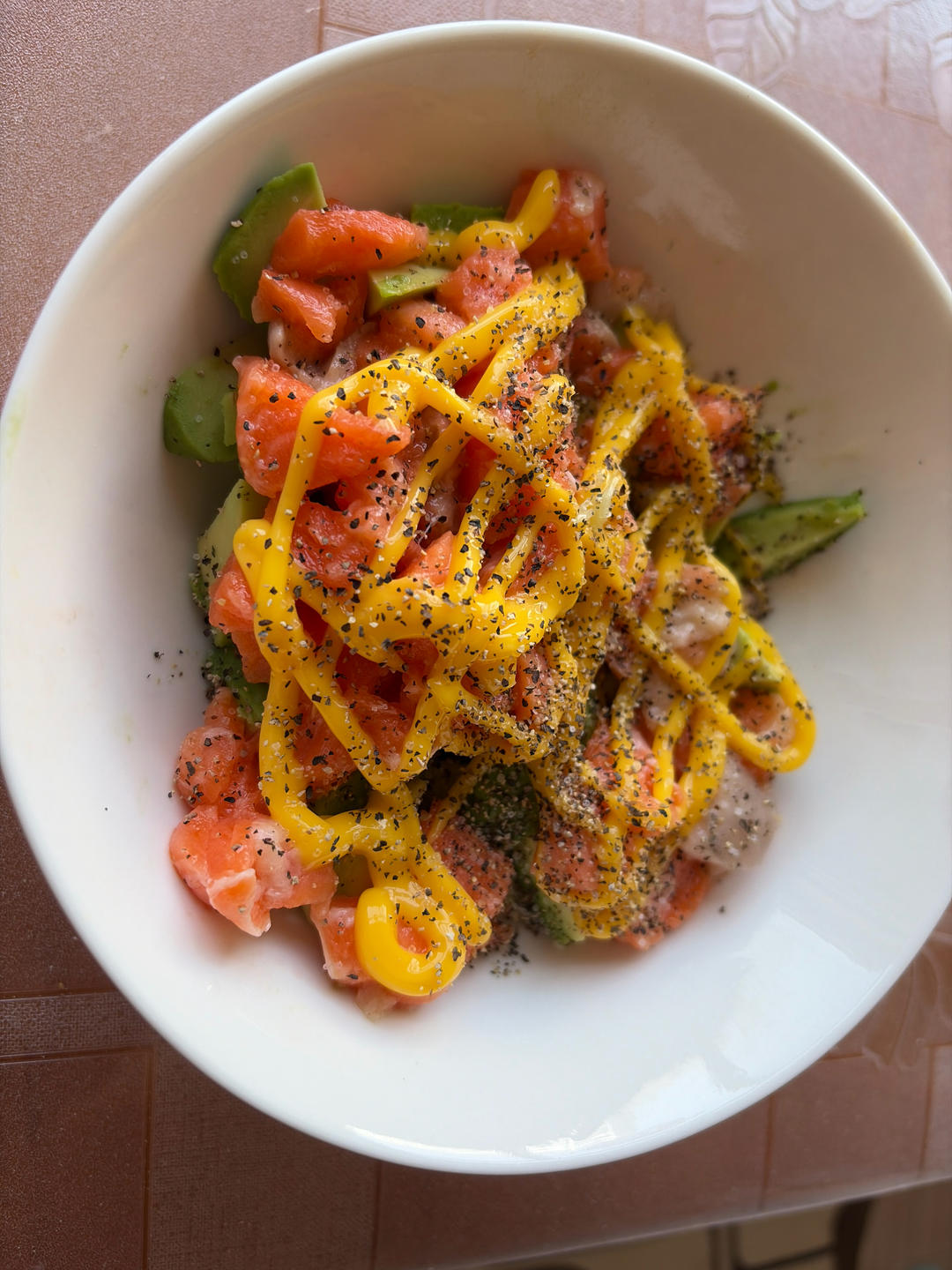 牛油果三文鱼沙拉