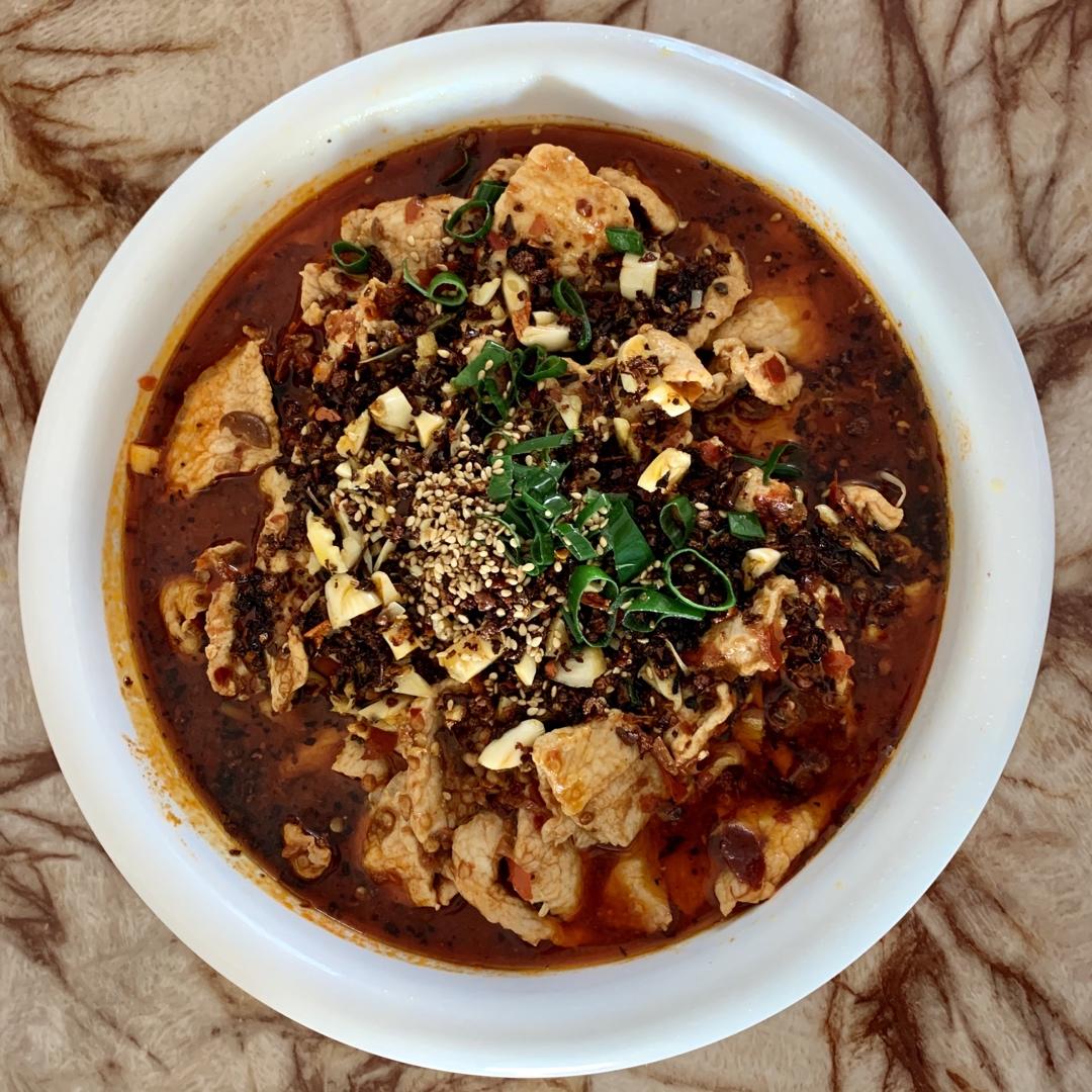 厨师长教你：“水煮肉片”的正宗做法，这味道真的很四川