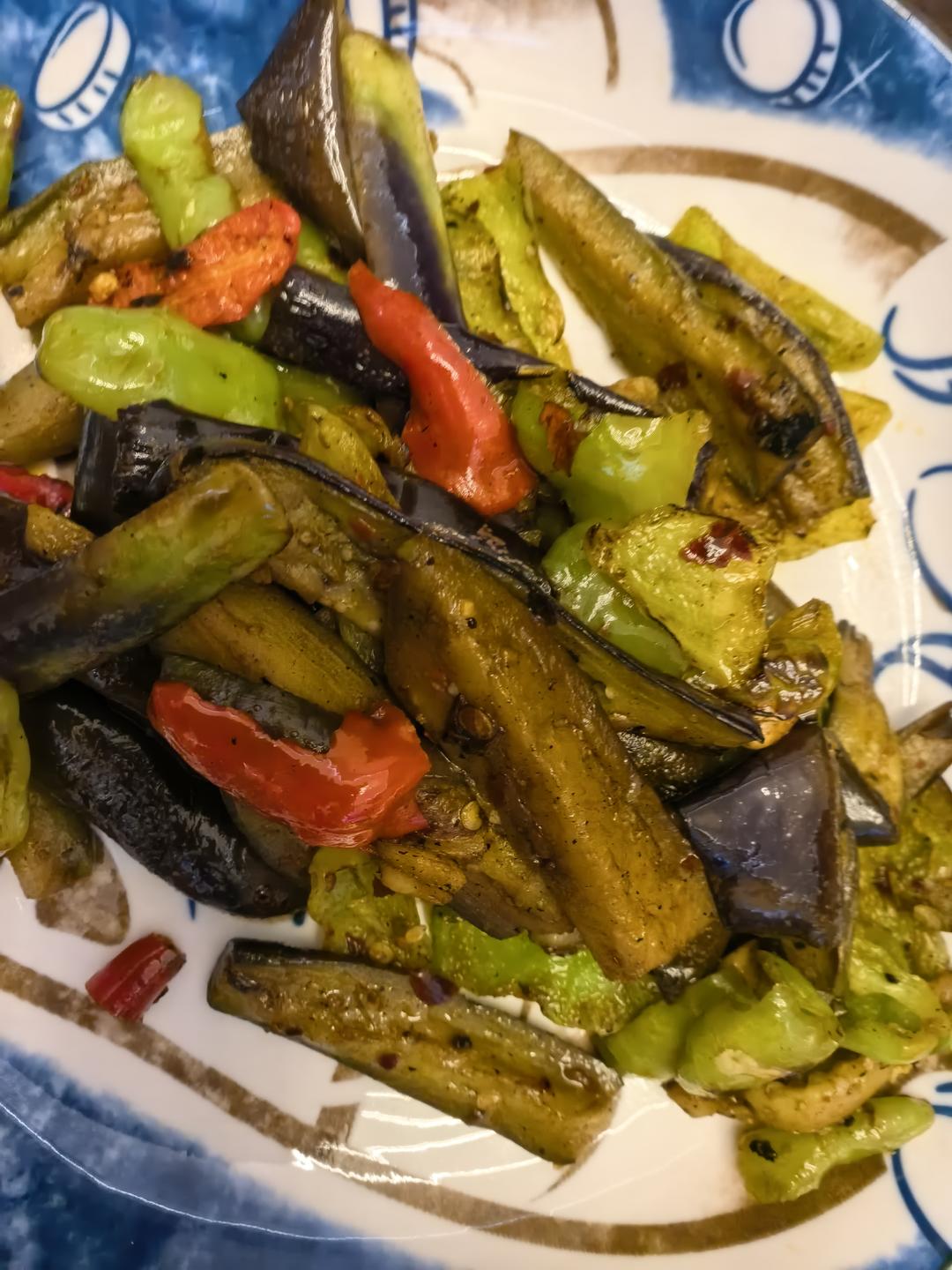 青椒炒茄子