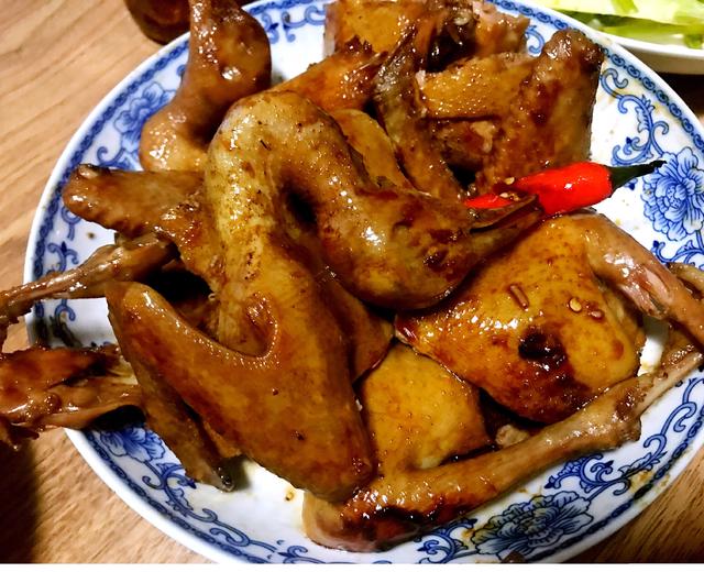 红烧乳鸽的做法