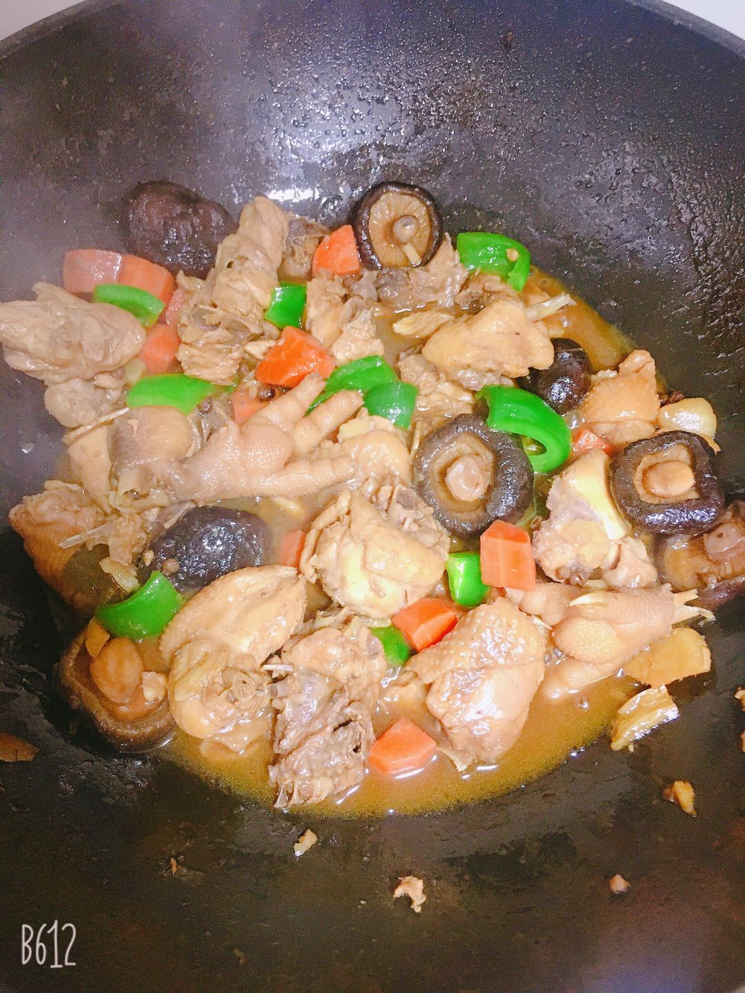 黄焖鸡 小鸡炖蘑菇快手版