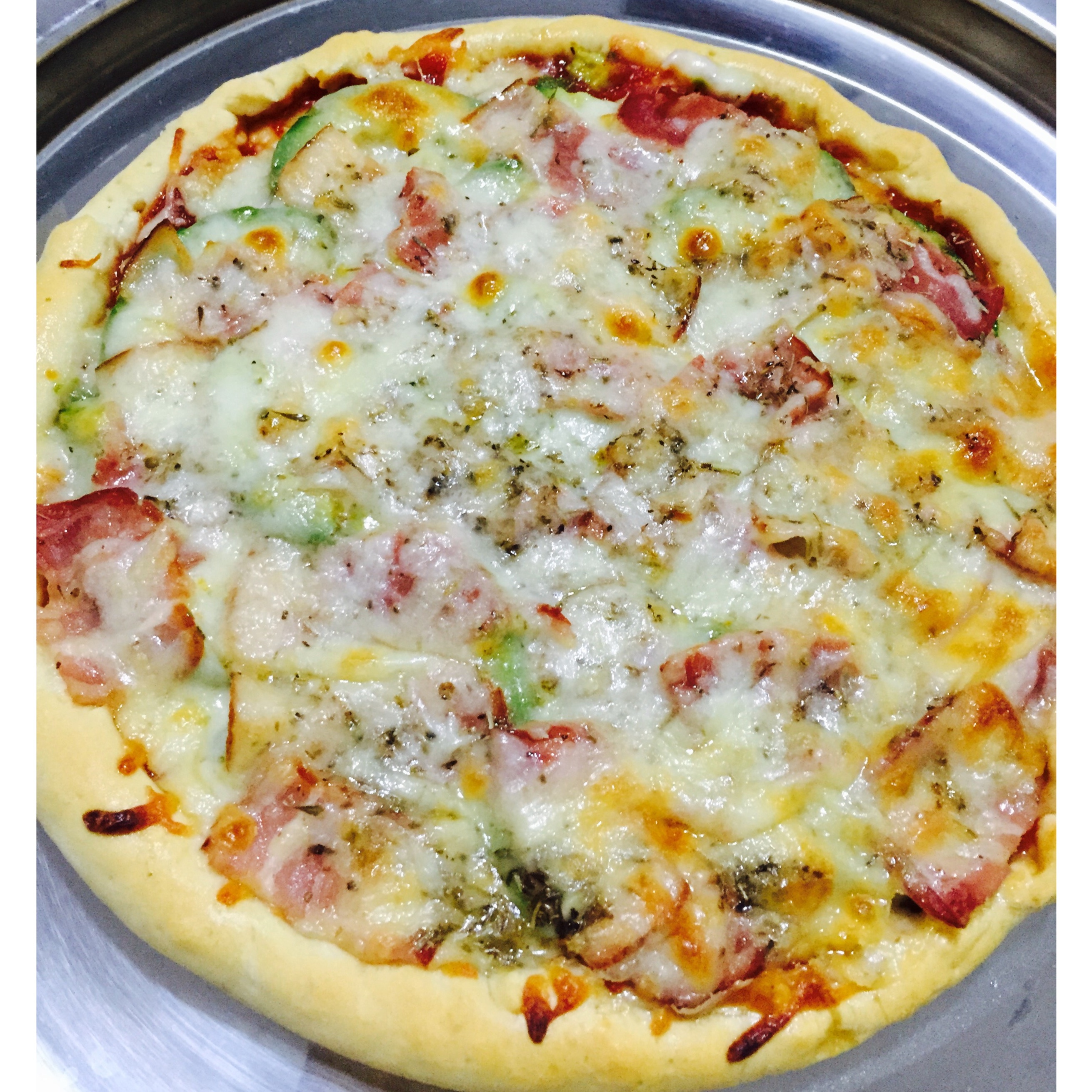 鲜虾培根薄披萨—海氏烤箱定制