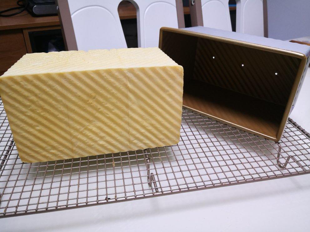 只需一次发酵的超软吐司（附面包机揉手套膜攻略）