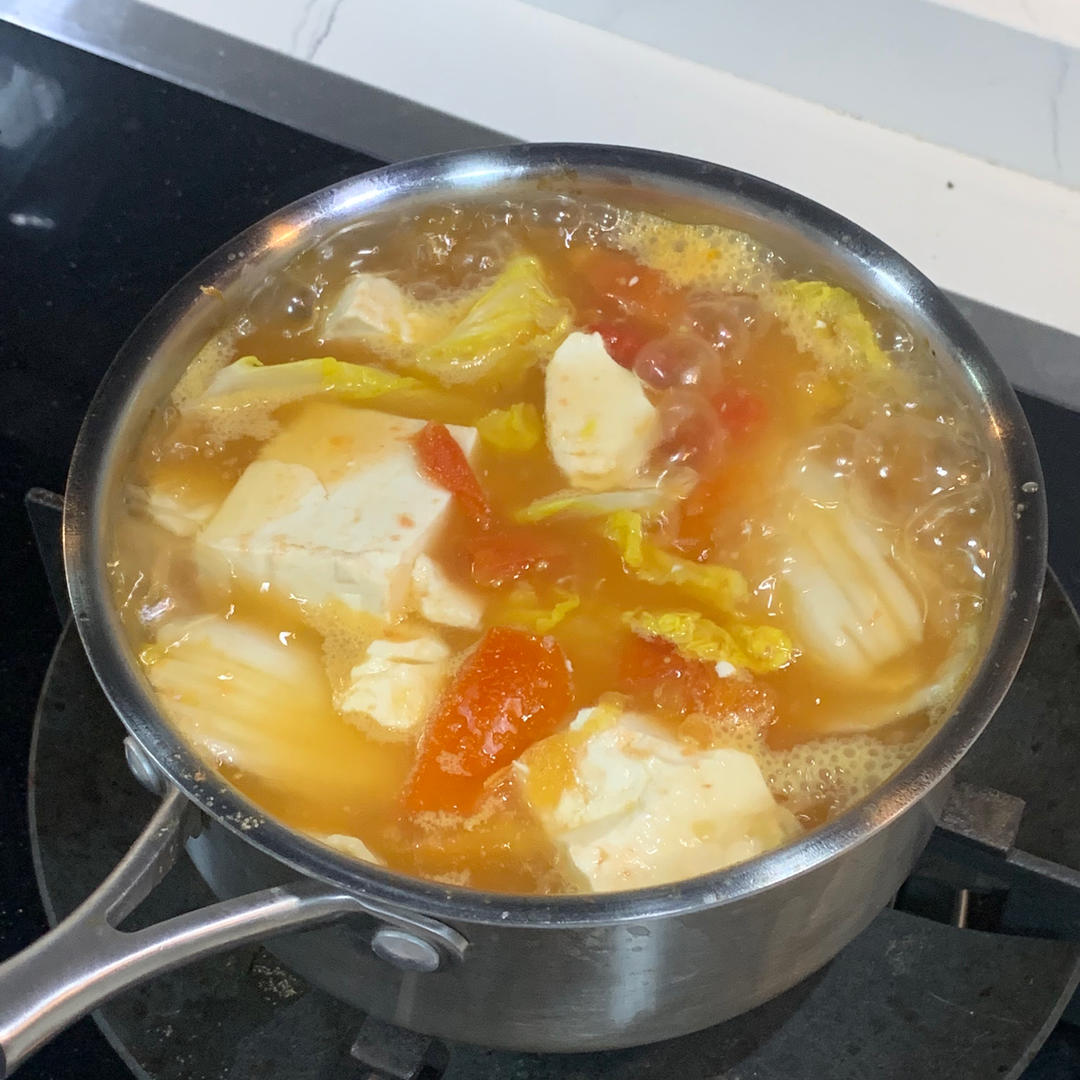 番茄娃娃菜豆腐汤