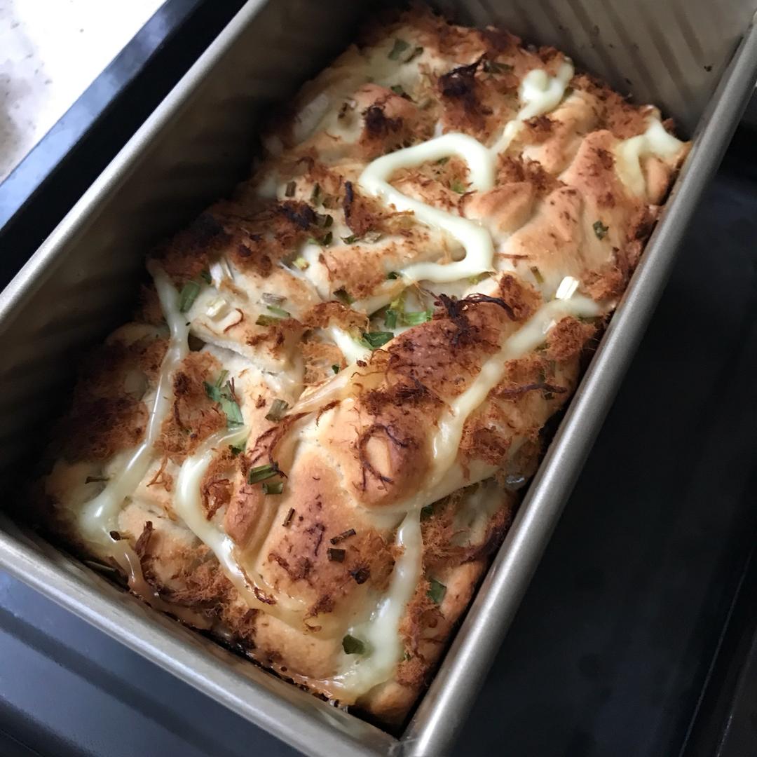 手撕肉松面包