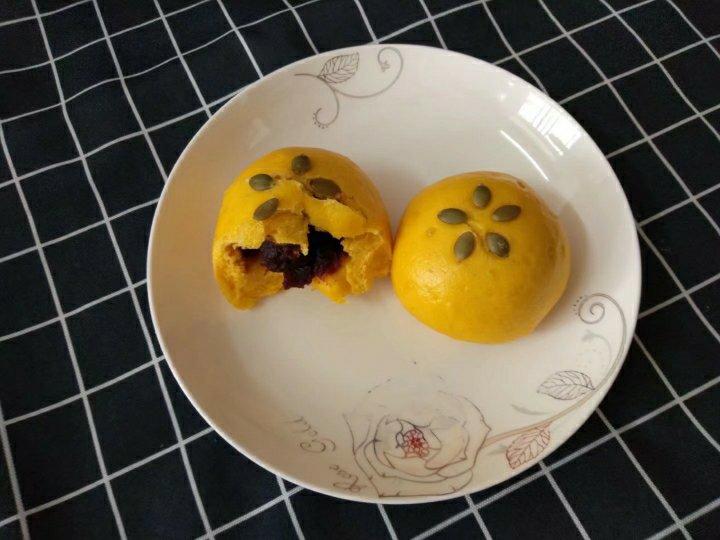 南瓜豆沙包