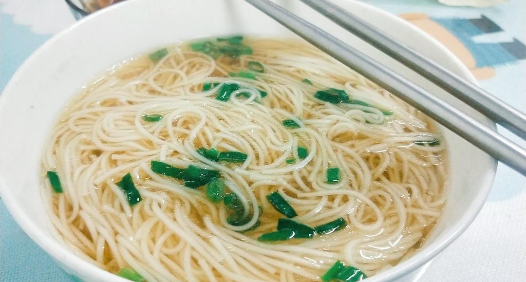 清汤挂面-香而不腻，方便快捷