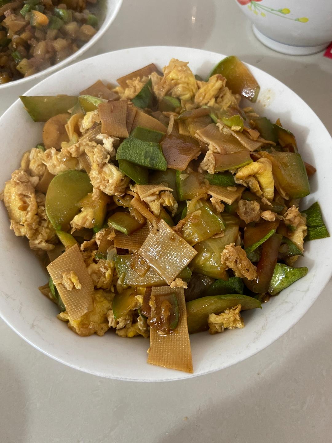 简易辣炒豆腐皮