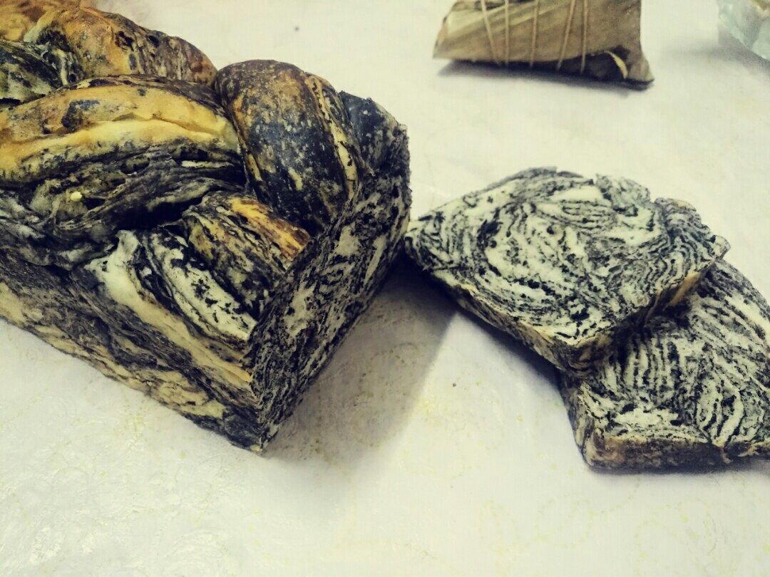 美得不像话！超松软大理石土司