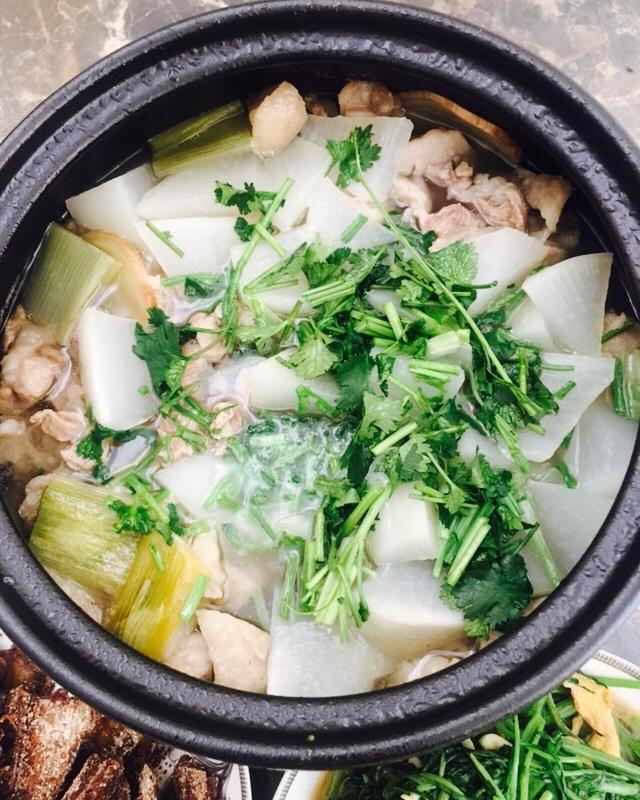 冬季暖锅，没有比萝卜炖羊肉更滋补的了