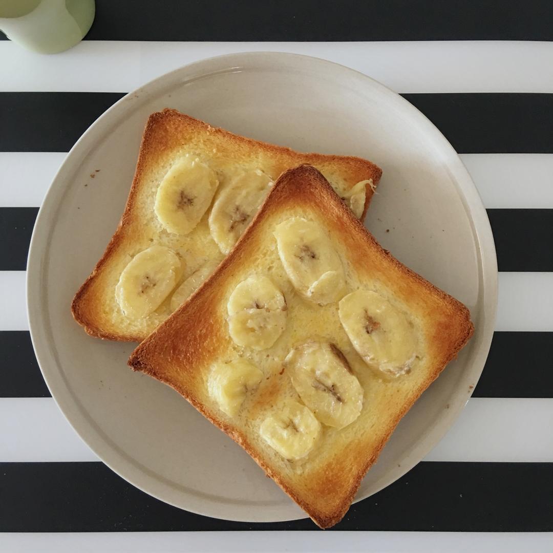 香蕉烤吐司