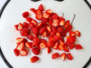 草莓牛乳的做法 步骤4