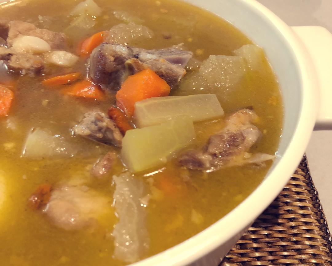 胡萝卜土豆冬瓜排骨汤的做法