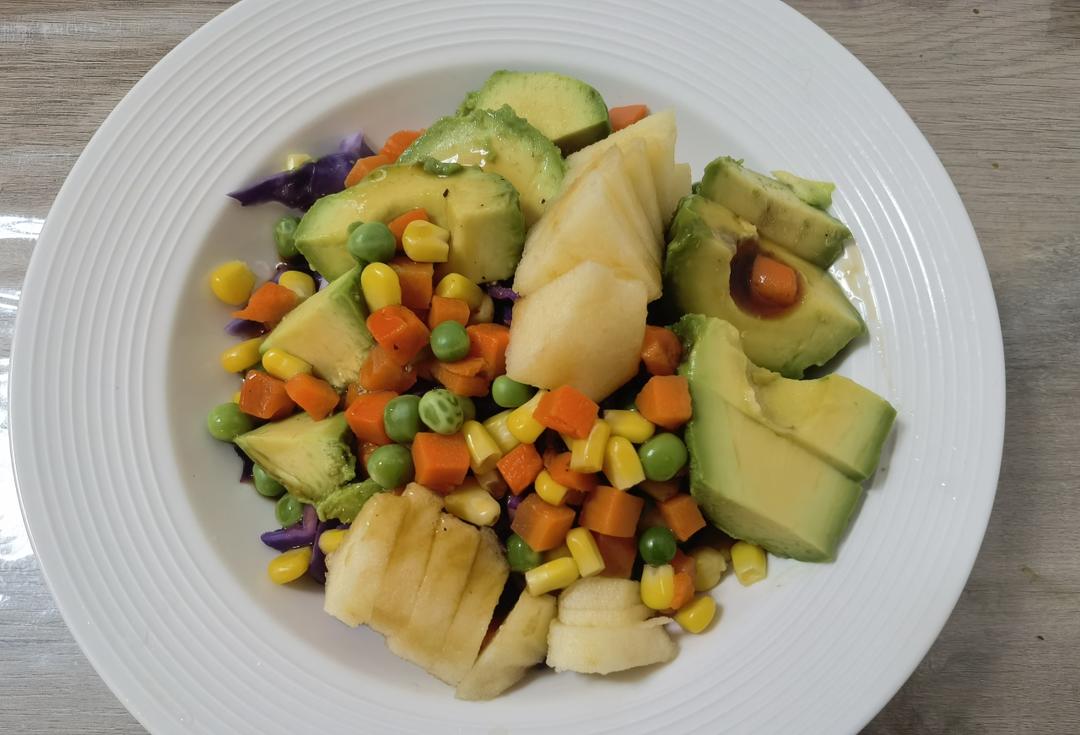 紫甘蓝苹果沙拉