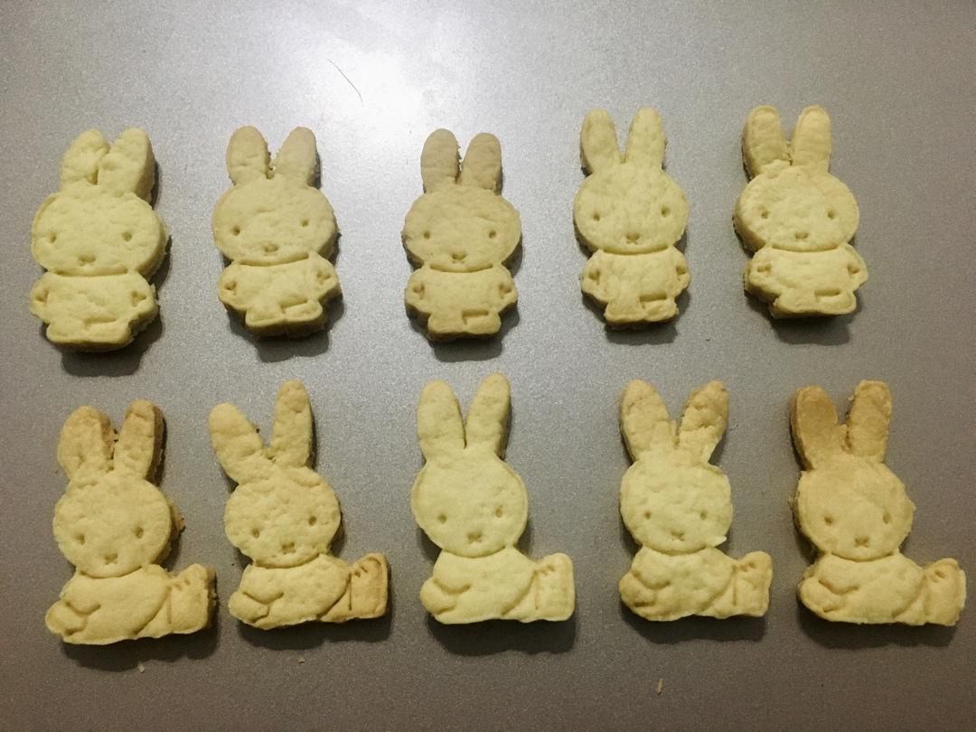 萌趣十足儿童黄油曲奇